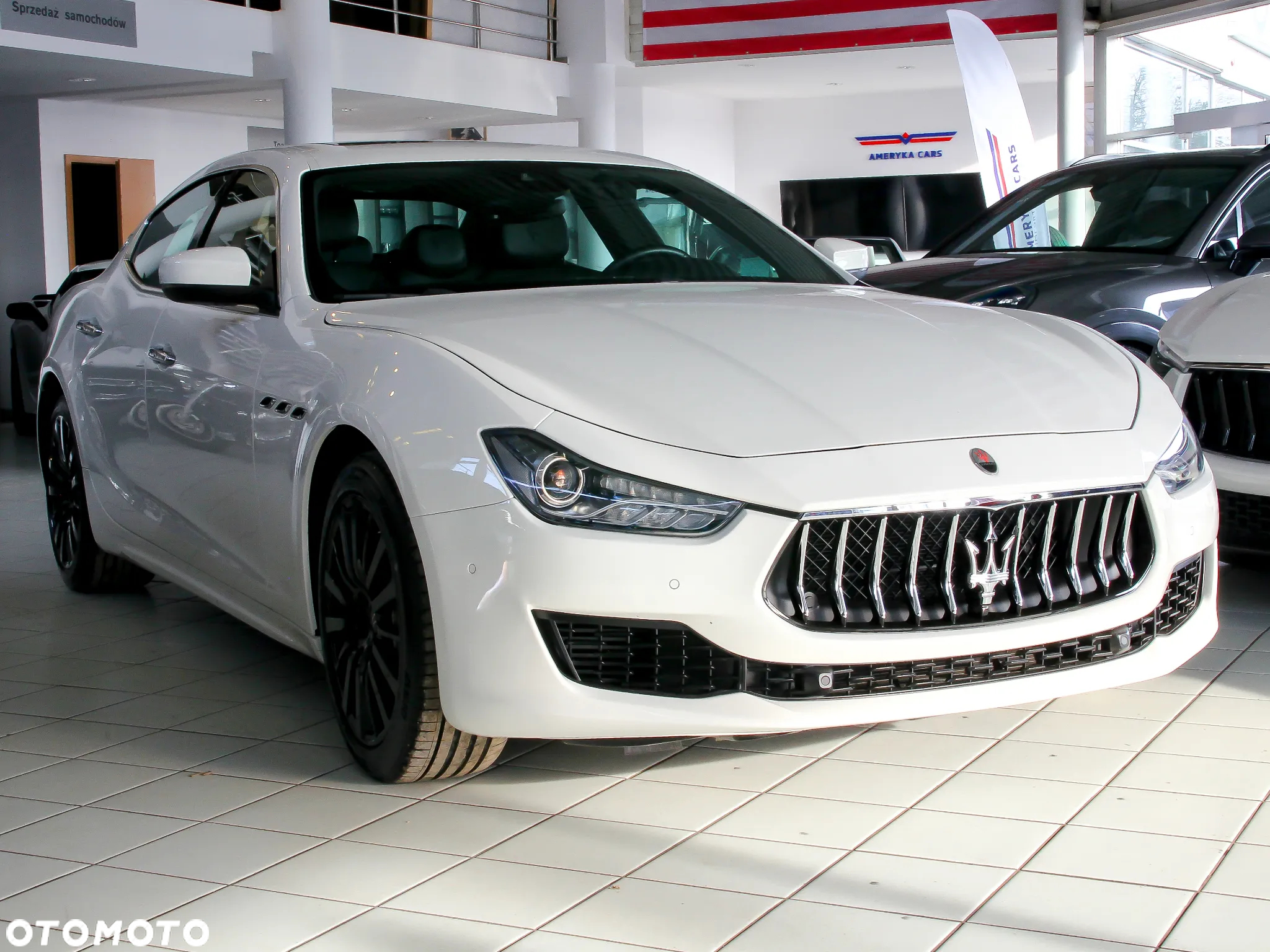 Maserati Ghibli - 3