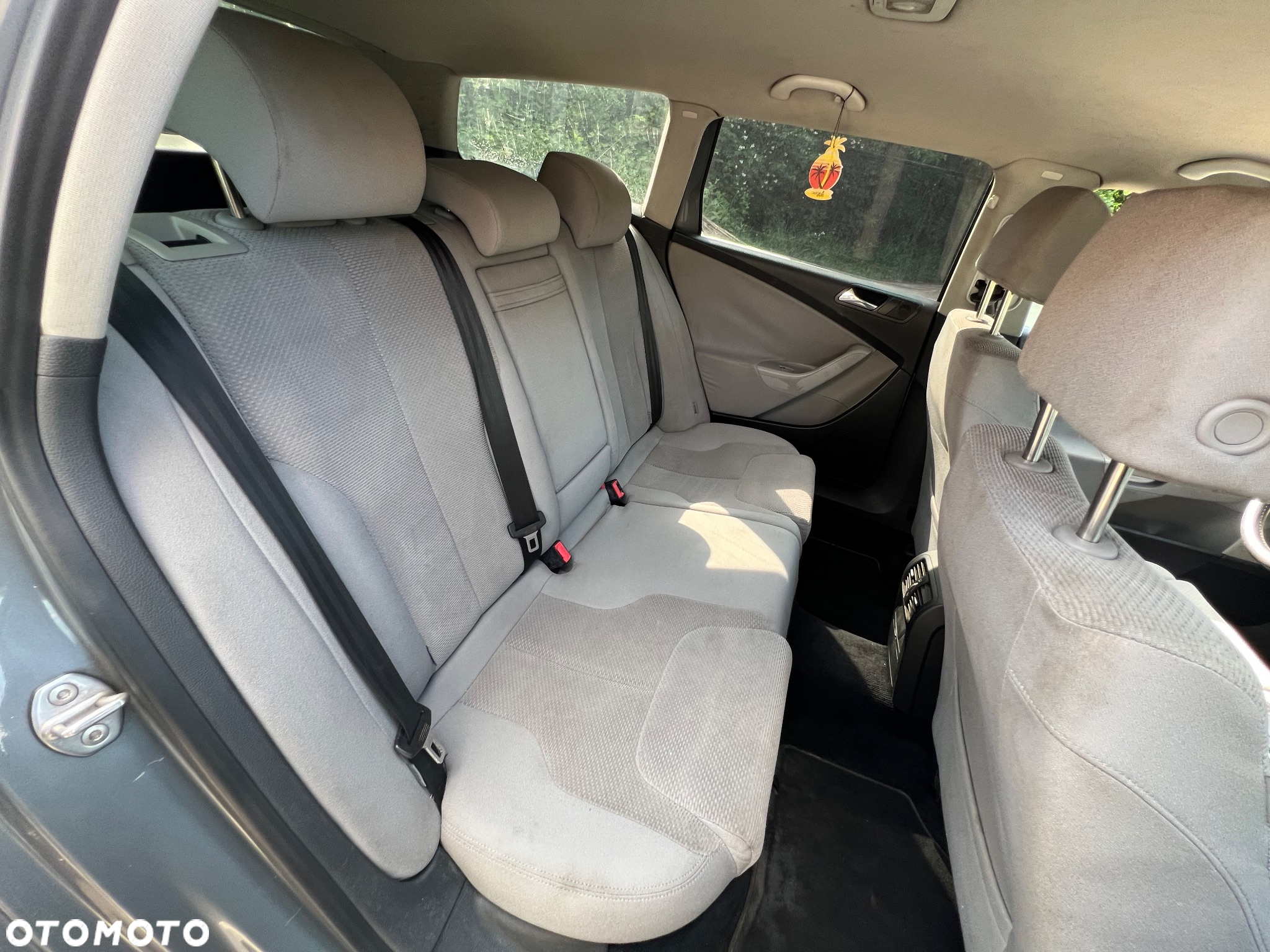 Volkswagen Passat 1.9 TDI Comfortline - 15