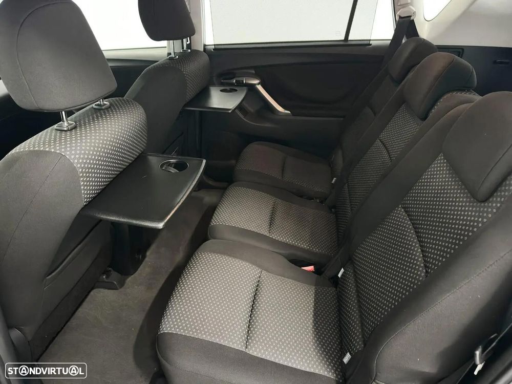Toyota Verso 2.0 D-4D Energy - 10