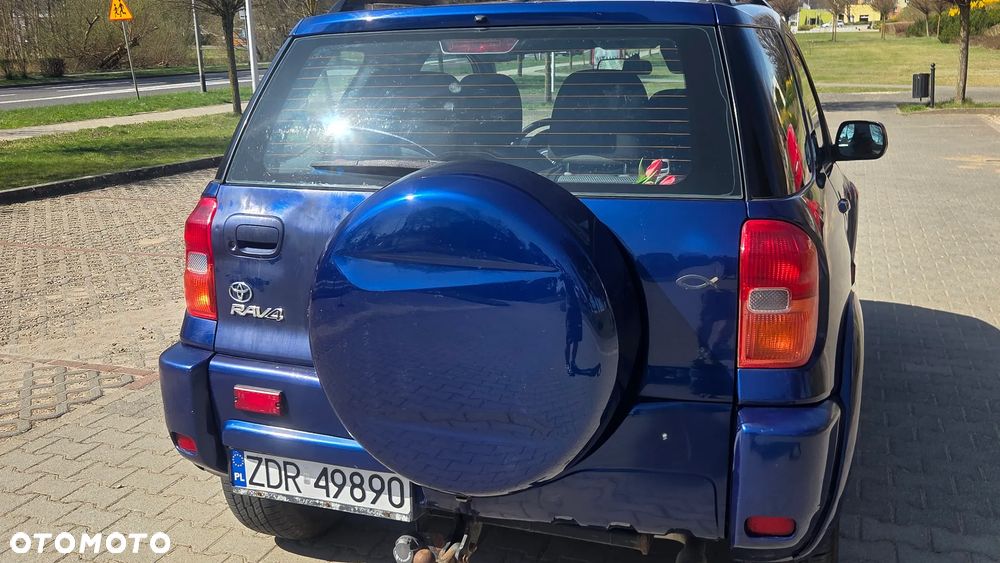 Toyota RAV4 - 4