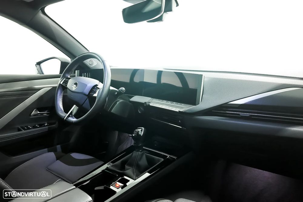 Opel Astra Sports Tourer 1.2 T GS - 3