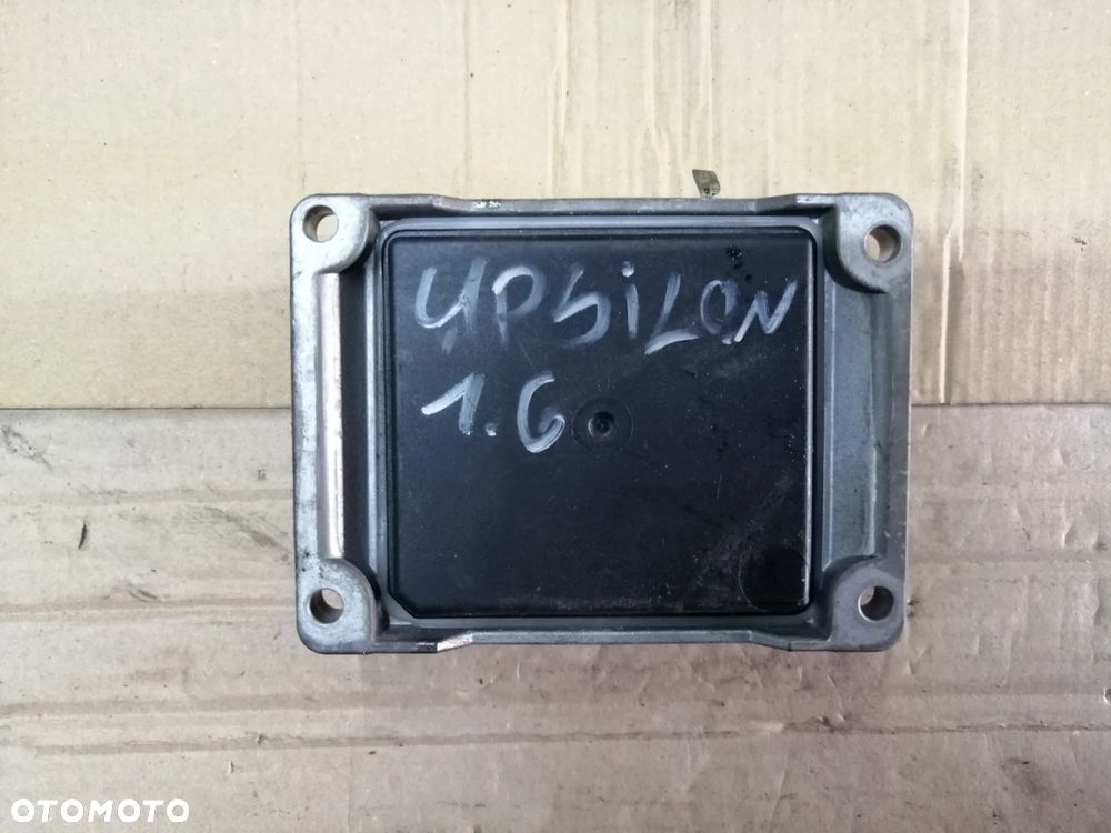 Lancia Ypsilon 1.6 komputer sterownik silnika 0261208034  0055195527 - 5