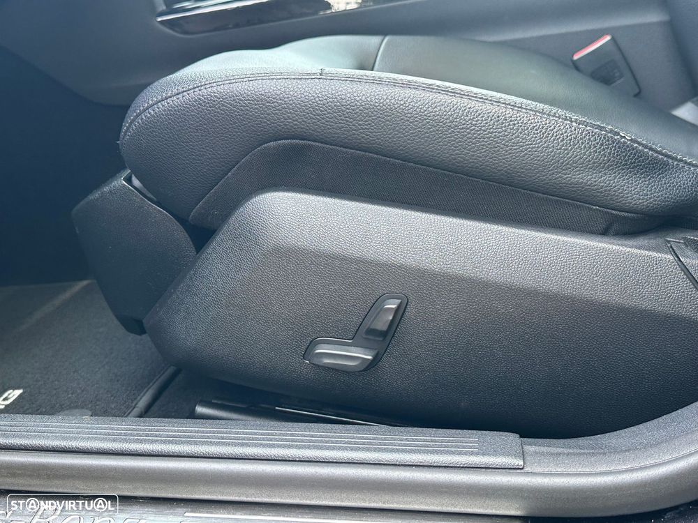 Mercedes-Benz E 300 BLUETEC Hybrid Avantgarde - 27