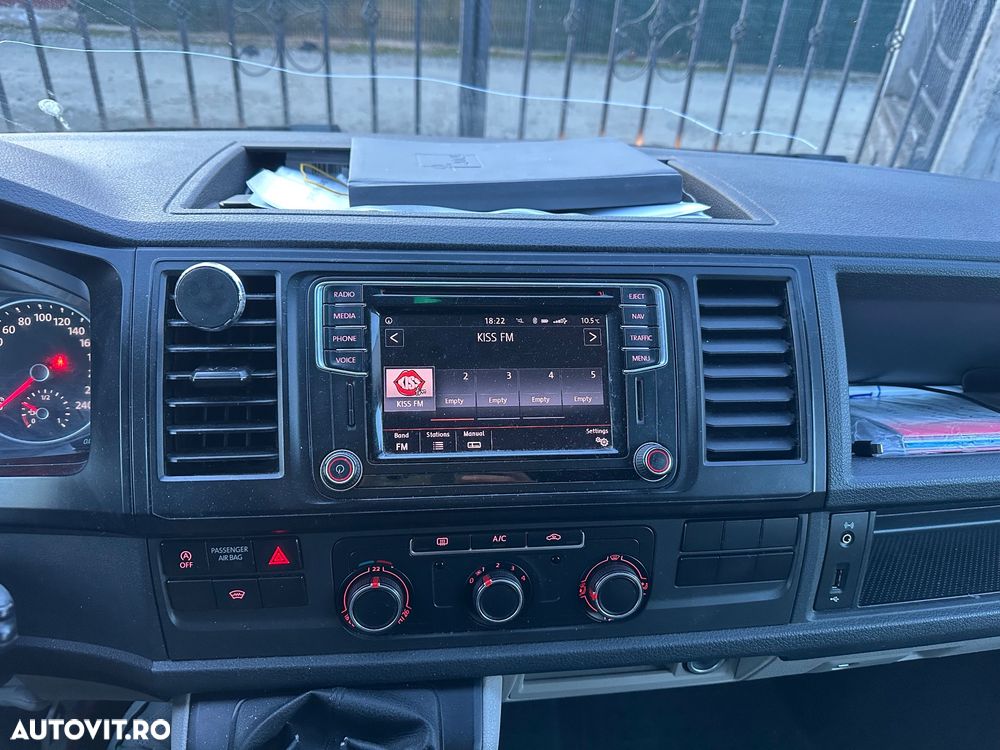Volkswagen Transporter - 9