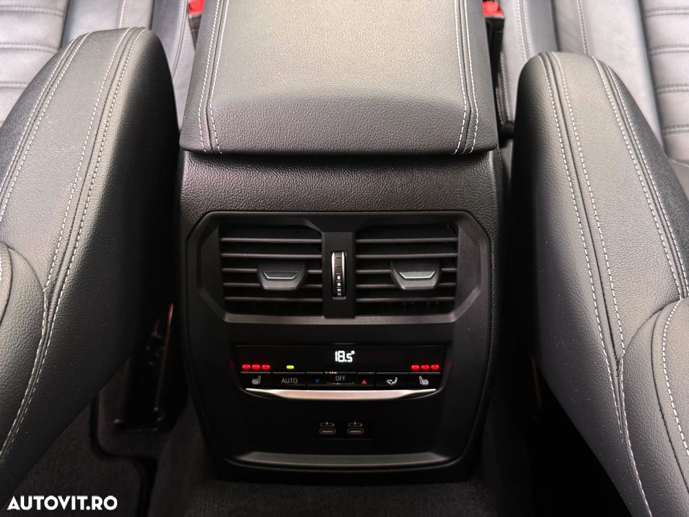 BMW Seria 3 330e Aut. M Sport - 35