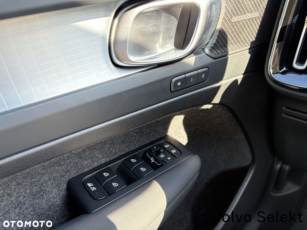 Volvo XC 40 - 20