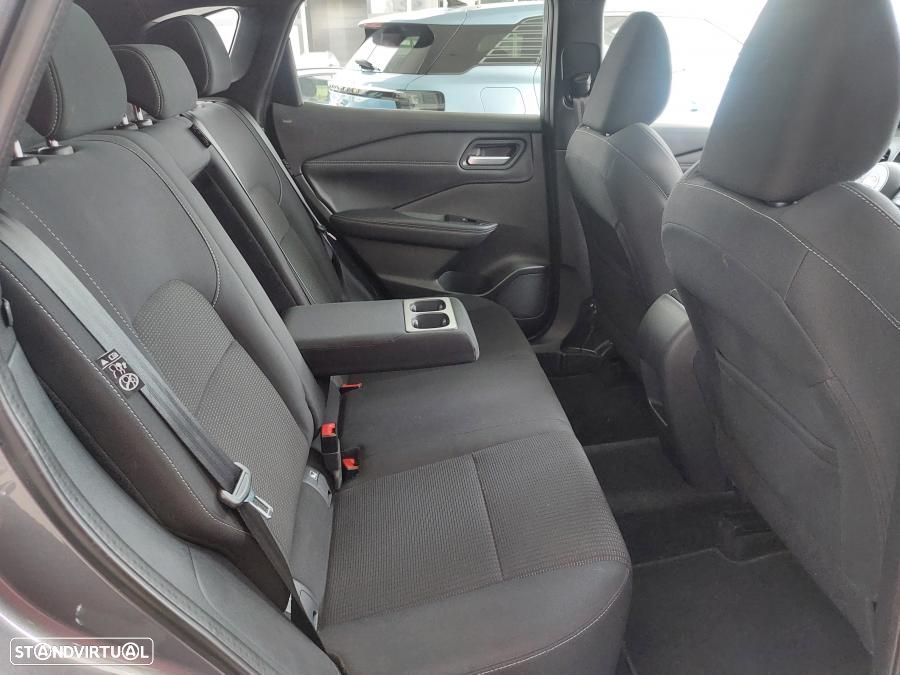 Nissan Qashqai 1.3 DIG-T N-Connecta LED+SKY - 41