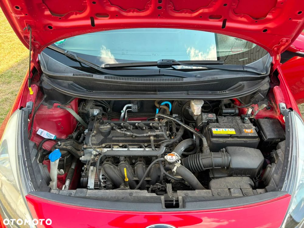 Kia Rio 1.2 XL Business Line - 28