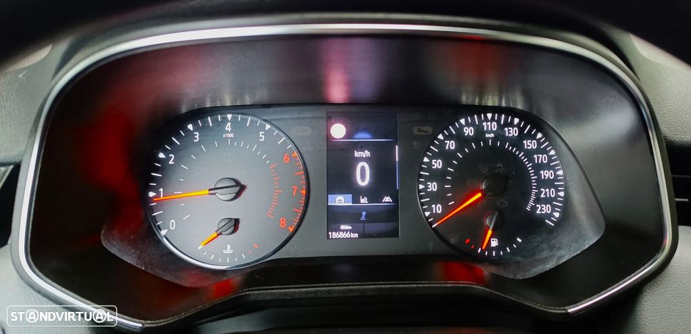 Renault Clio 1.0 TCe Zen Bi-Fuel - 12