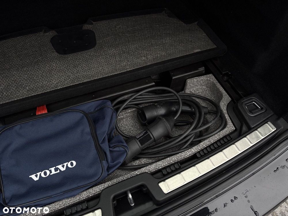 Volvo XC 60 T6 Plug-In Hybrid AWD Inscription - 30