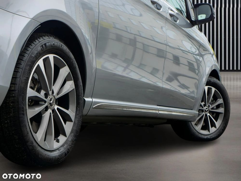 Mercedes-Benz EQV 300 90kWh - 11