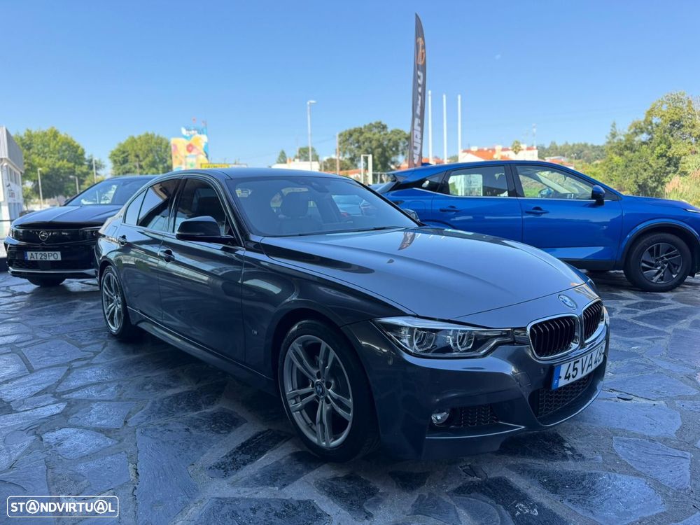 BMW 330 - 8