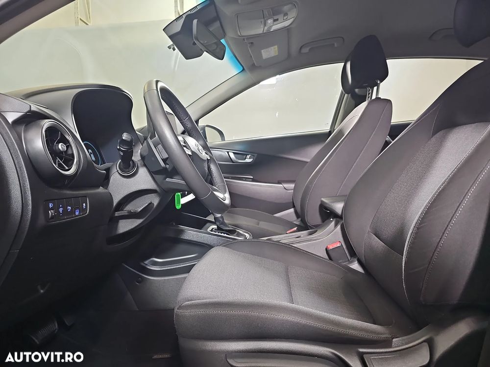 Hyundai KONA - 22