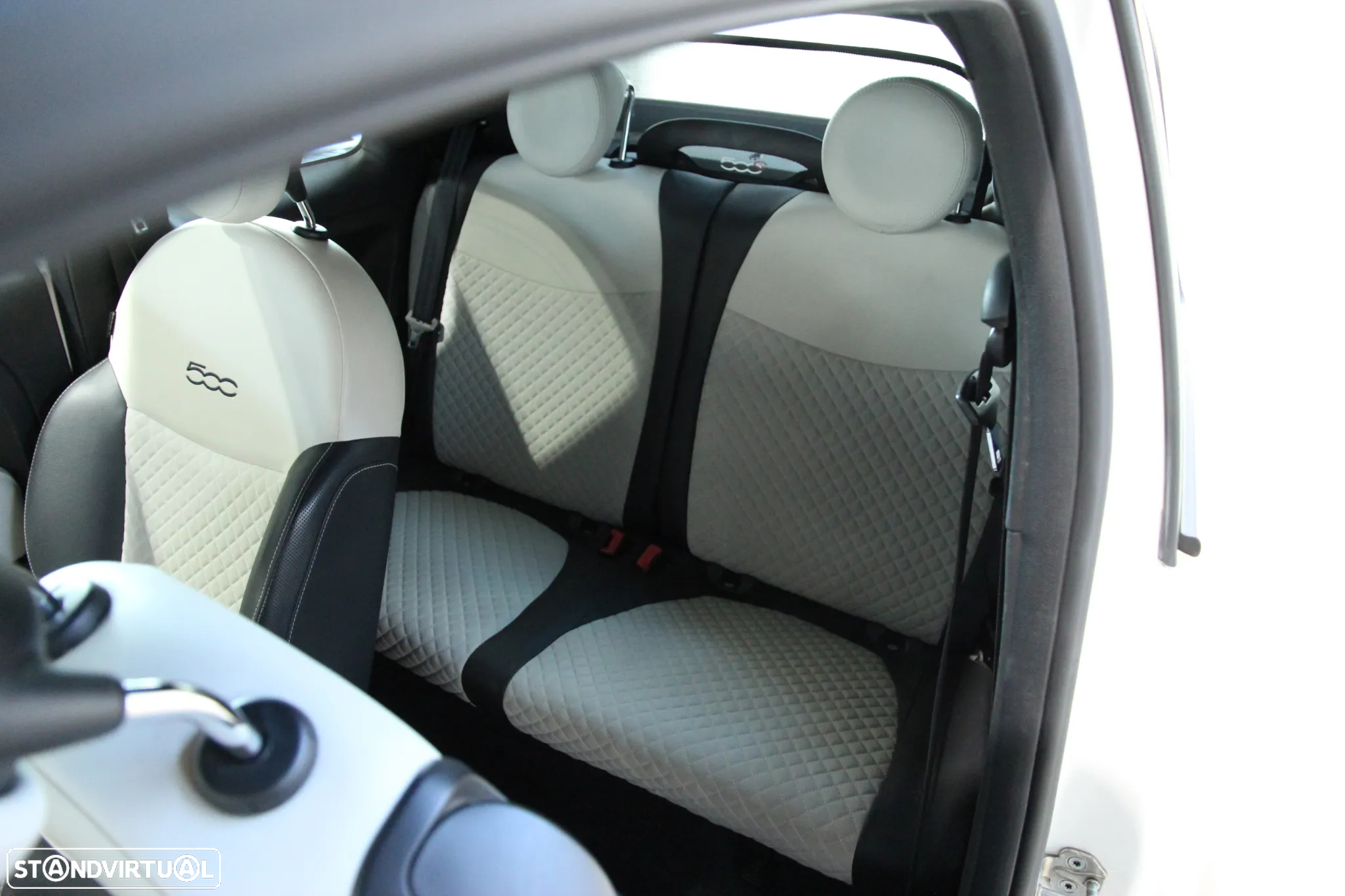 Fiat 500C 1.0 Hybrid Dolcevita - 24