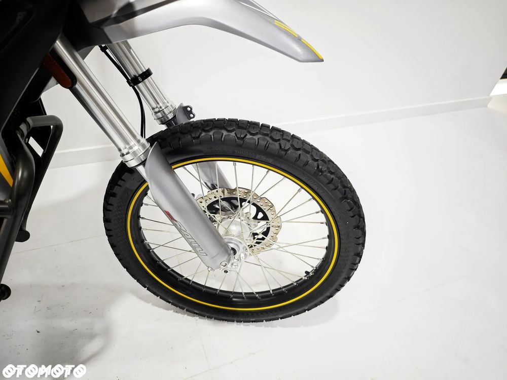 VOGE 300GY RALLY - 8