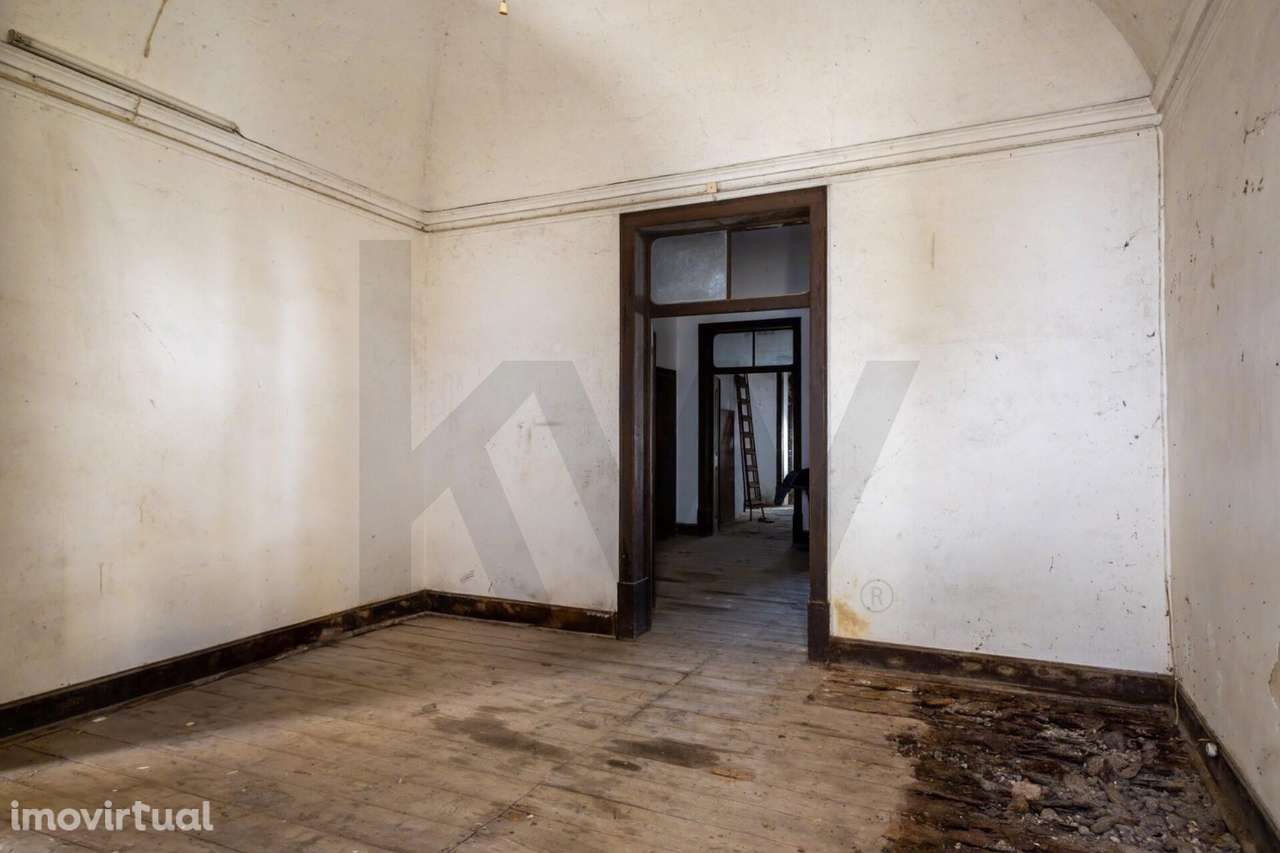 Casa Senhorial no centro de Ferreira do Alentejo - Charme e Potencial - Grande imagem: 3/16
