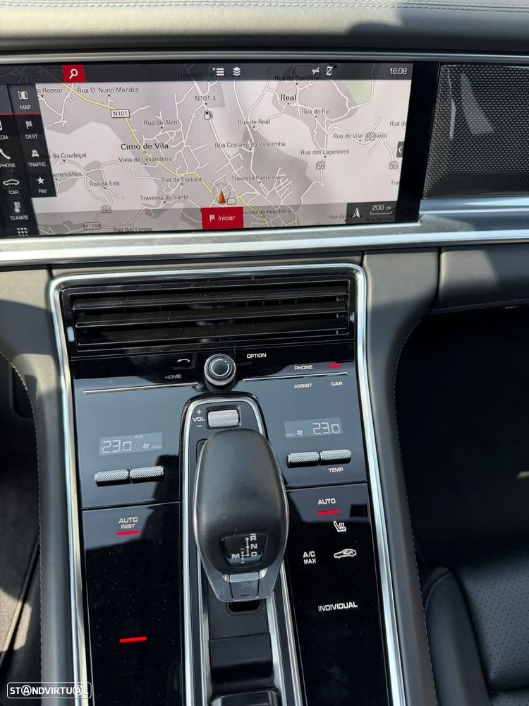 Porsche Panamera 4 S - 16