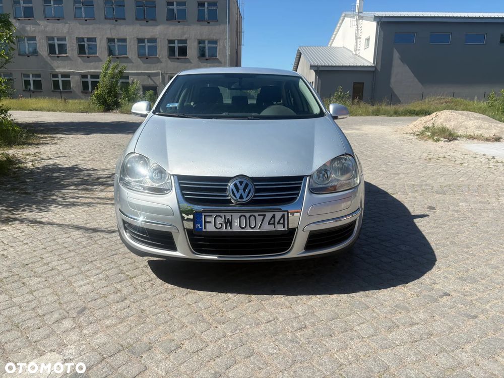 Volkswagen Jetta 1.6 Comfortline - 2