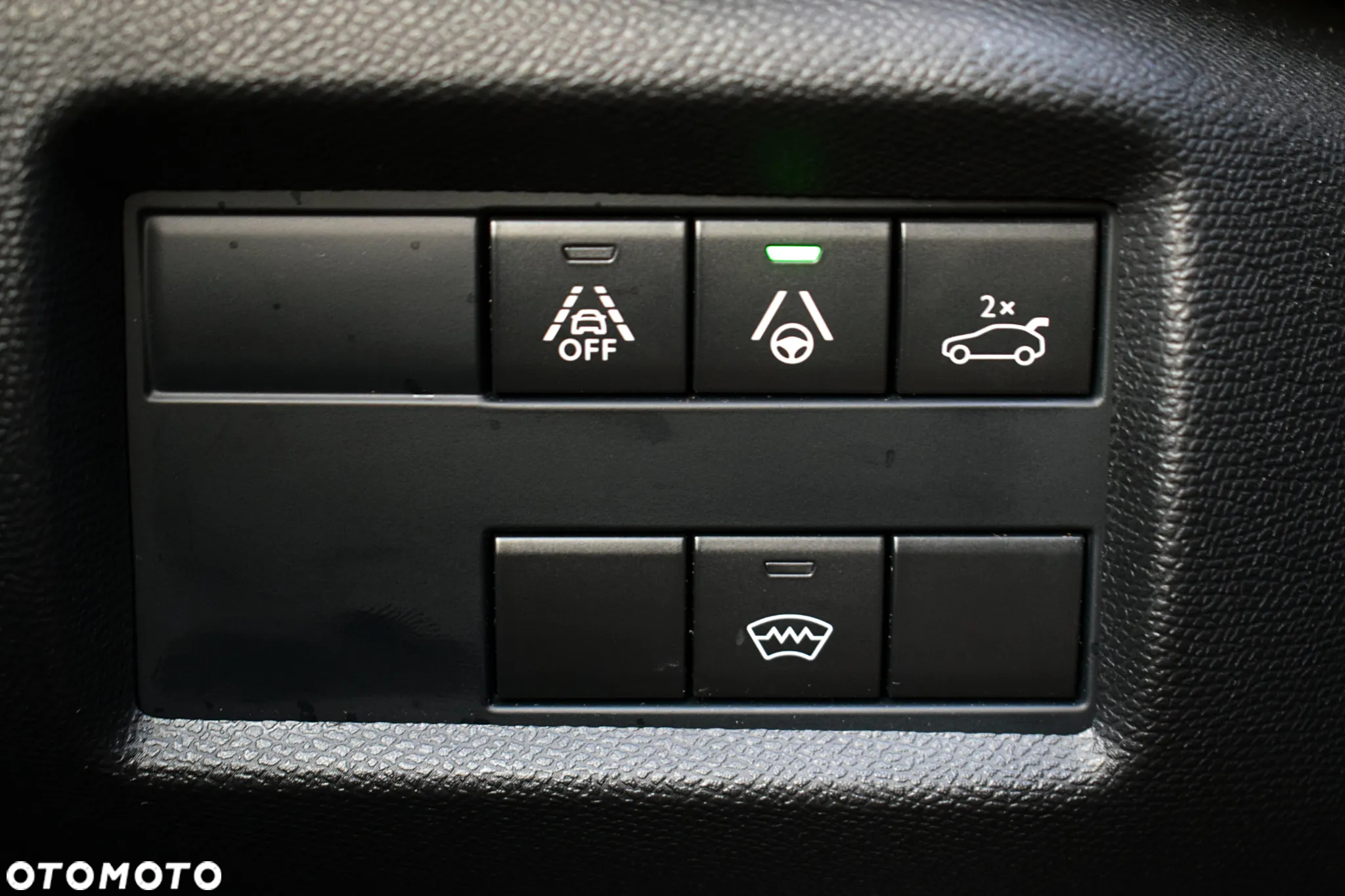 Citroën C5 Aircross 1.6 PureTech Shine EAT8 - 19