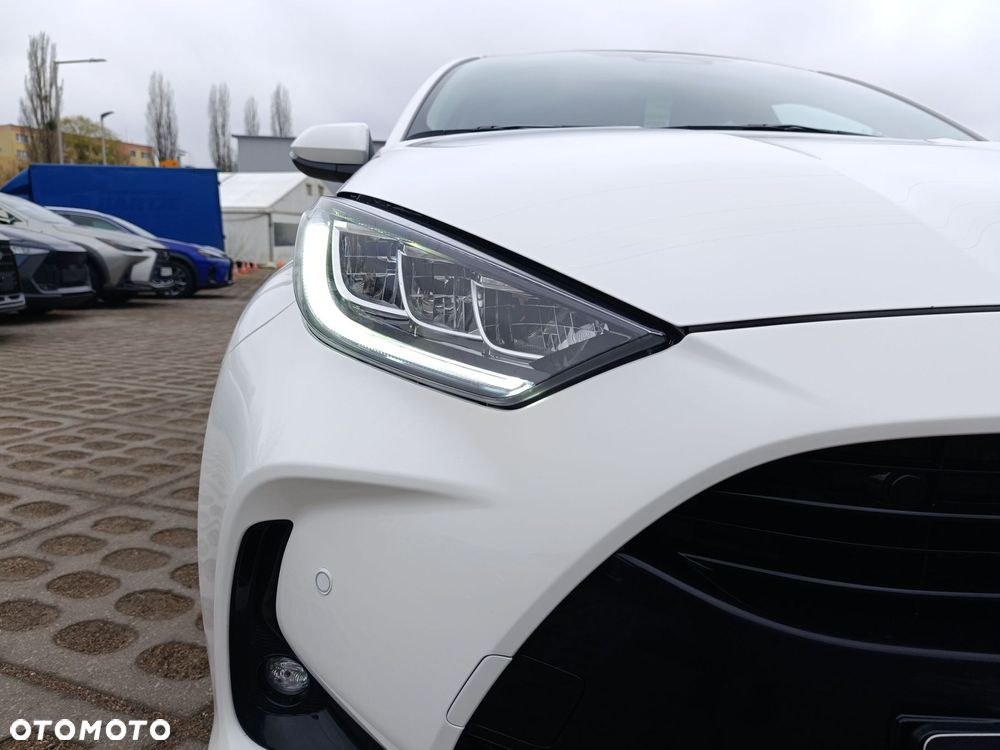 Toyota Yaris Hybrid 1.5 Style - 9
