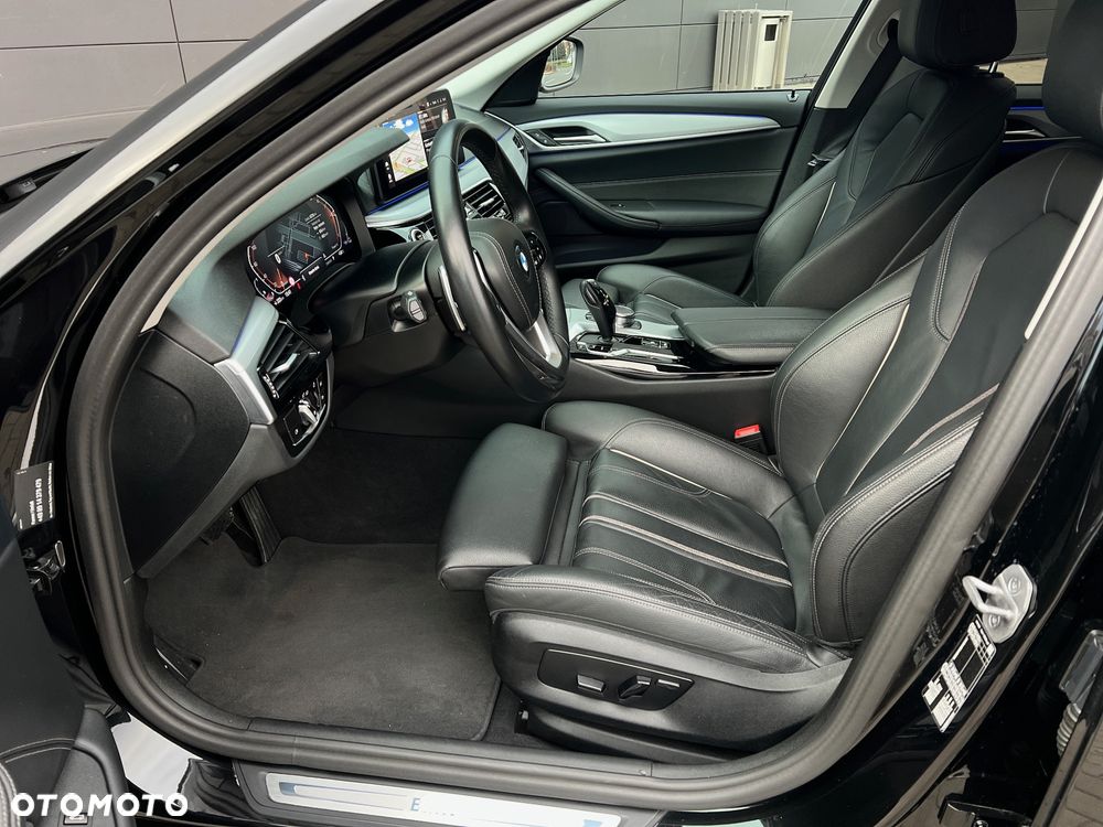 BMW Seria 5 520d MHEV Luxury Line sport - 19
