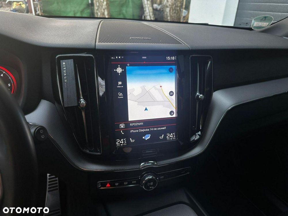 Volvo XC 60 D5 SCR AWD R-Design - 17