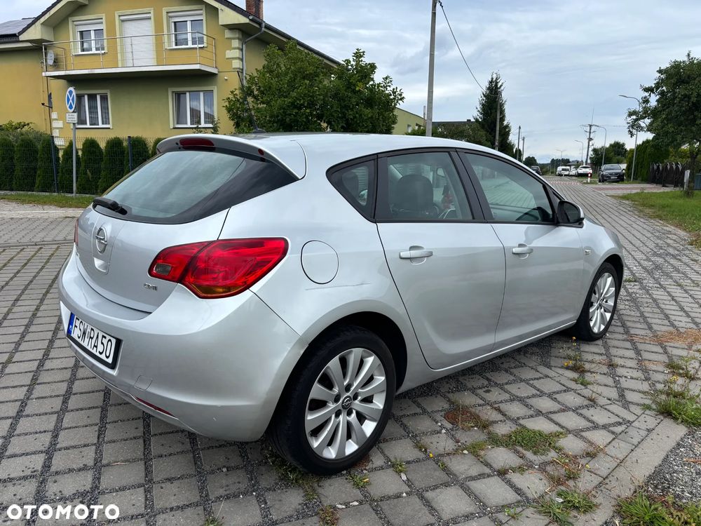 Opel Astra 1.7 CDTI DPF Design Edition - 15