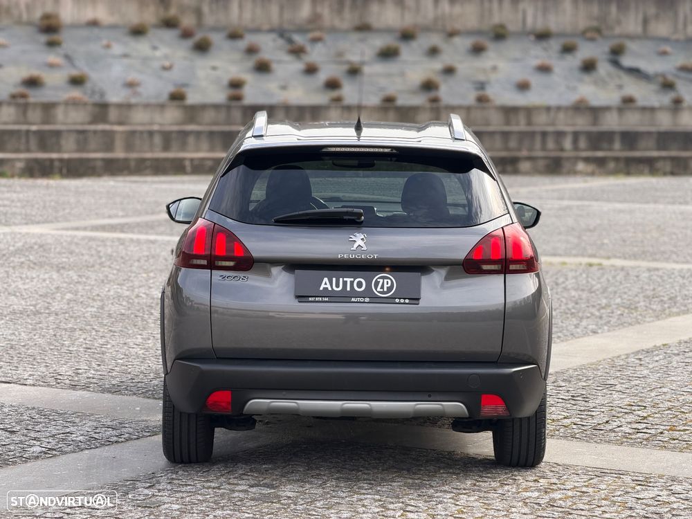 Peugeot 2008 1.6 BlueHDi Allure - 4