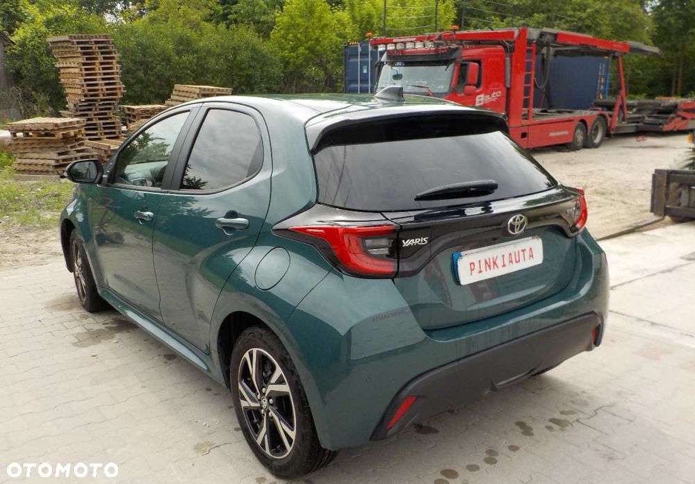Toyota Yaris - 8