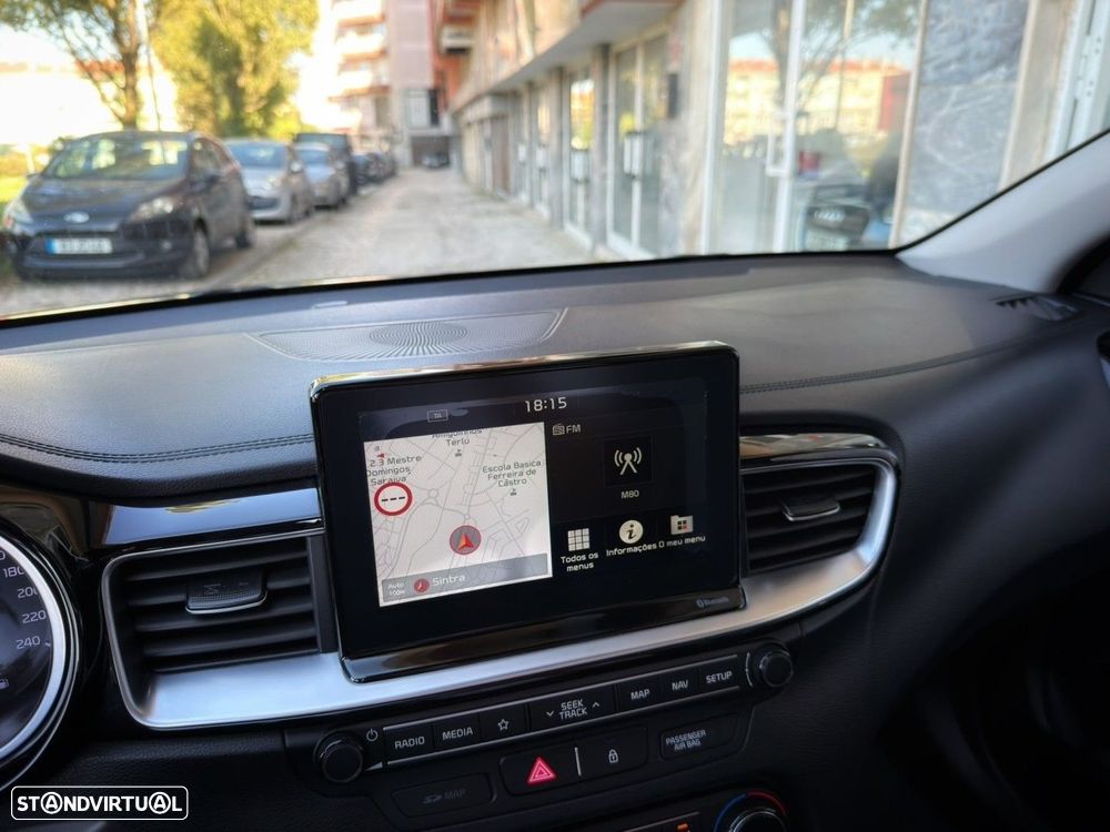 Kia Ceed SW 1.6 CRDi Nav Line - 18
