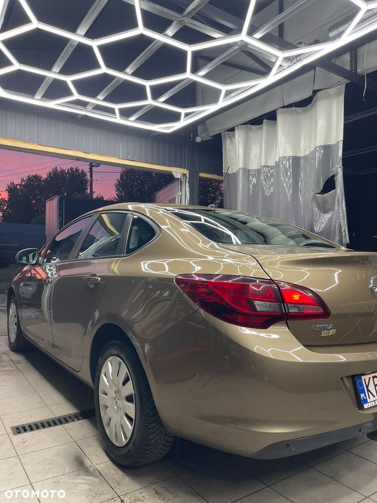 Opel Astra 1.6 Edition - 15