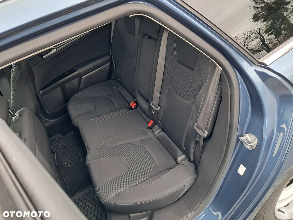 Ford Mondeo 2.0 EcoBlue Titanium - 19