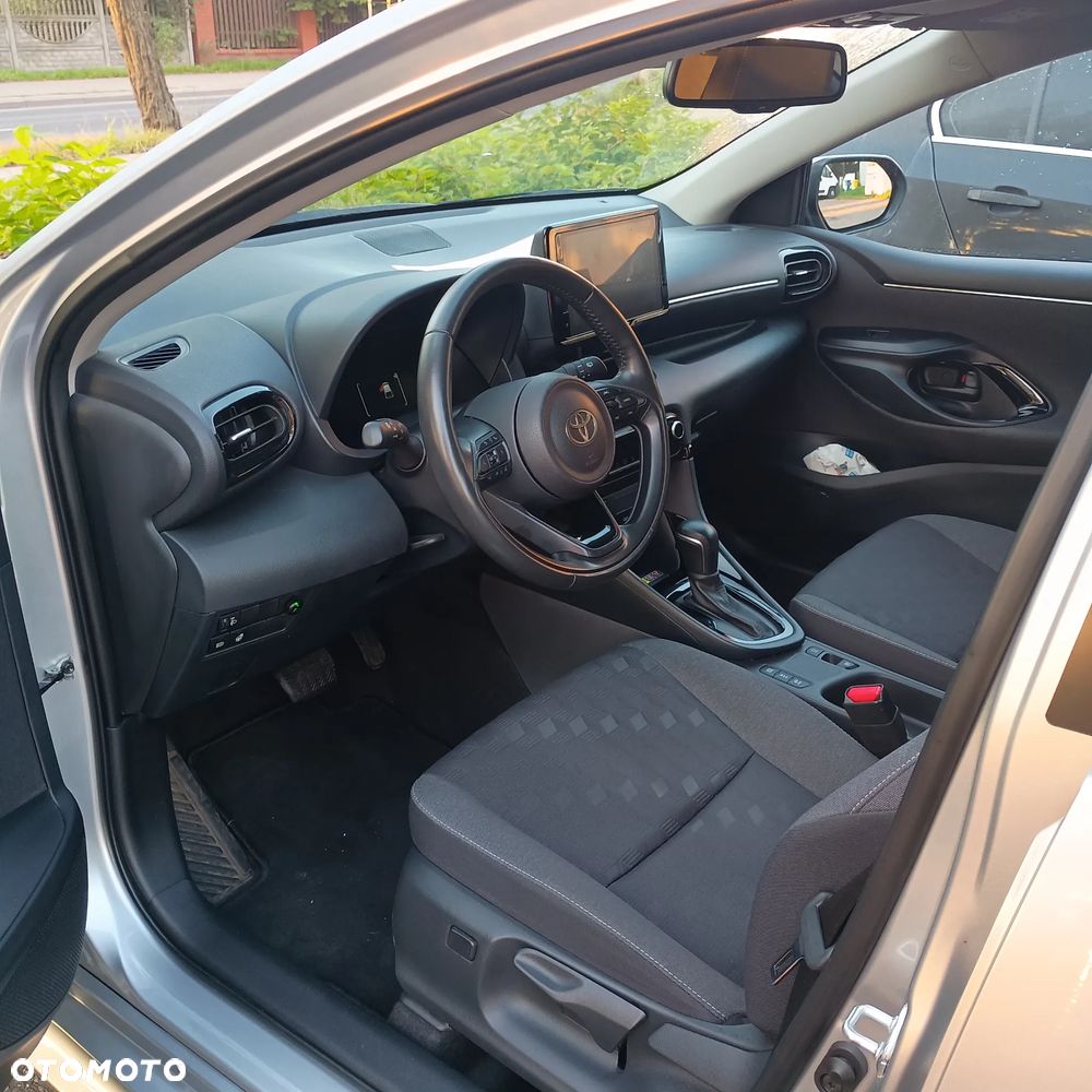 Toyota Yaris Hybrid 1.5 Style - 21