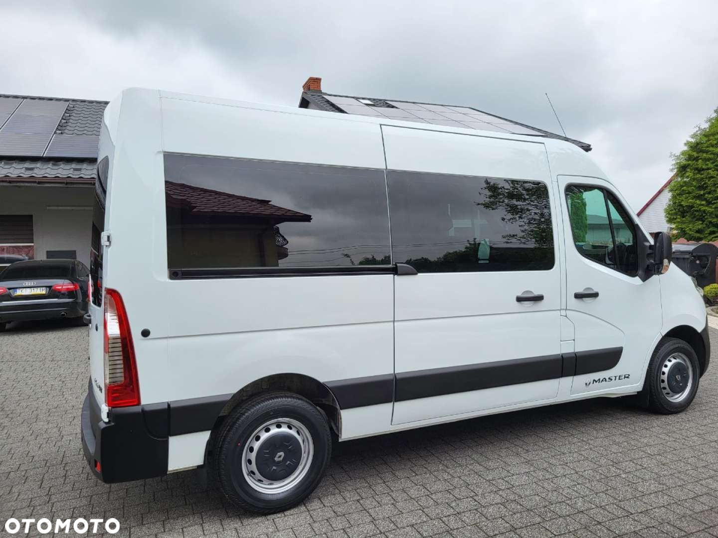 Renault Master 2.3 170ps. L2H2  8-osobowy - 18