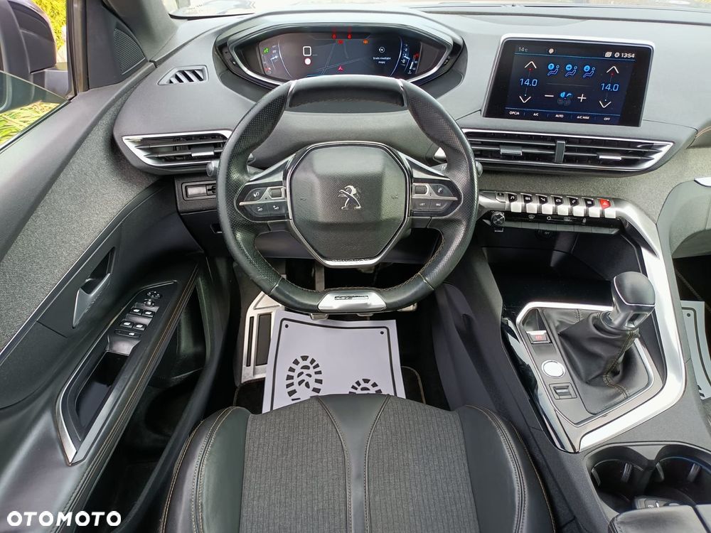 Peugeot 5008 BlueHDi 120 Allure - 19