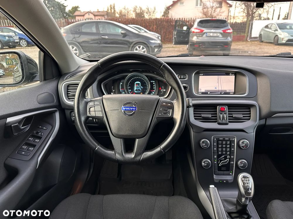 Volvo V40 - 15