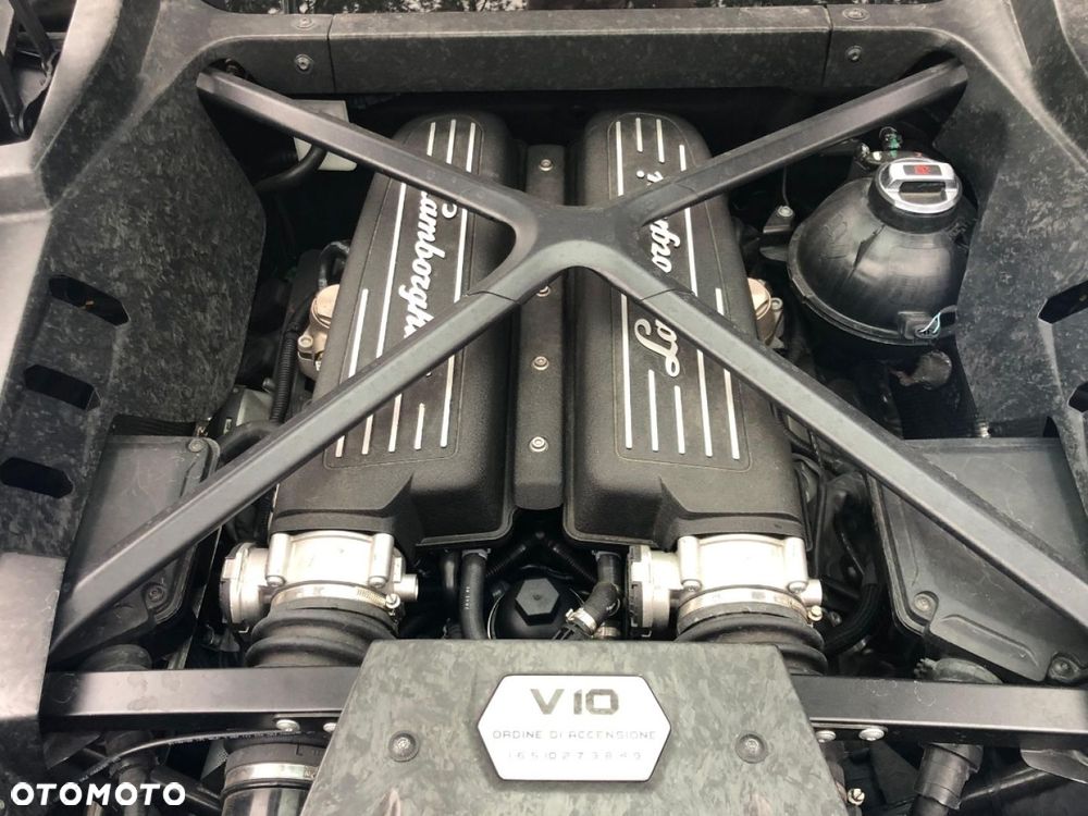 Lamborghini Huracan - 32