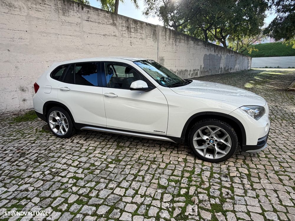 BMW X1 16 d sDrive Line Sport - 1