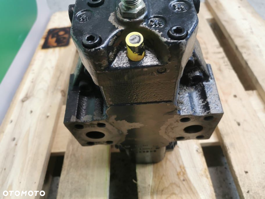 Hydromotor Rexroth {A6VM107DA1} - 6