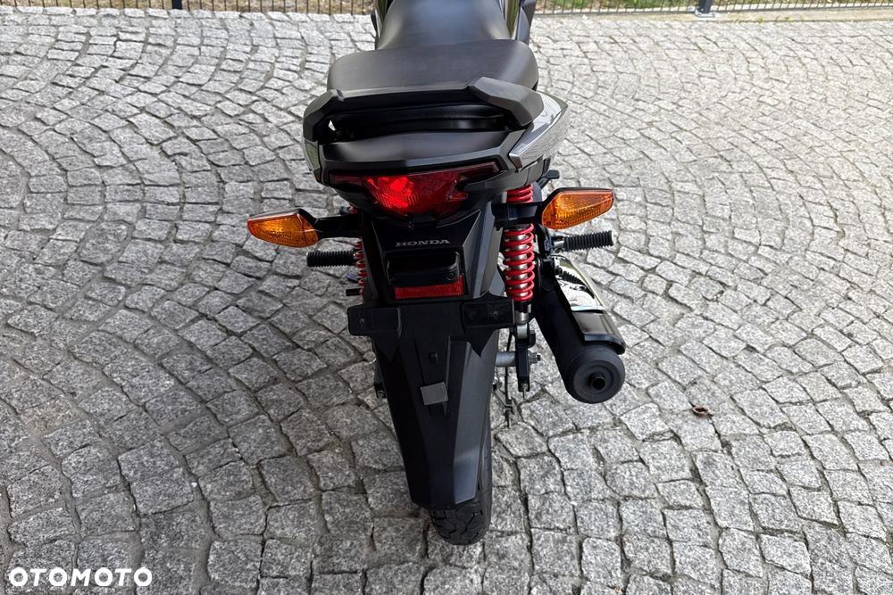 Honda CBF - 11