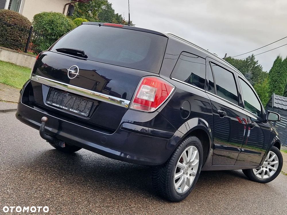 Opel Astra 1.6 Caravan Cosmo - 13
