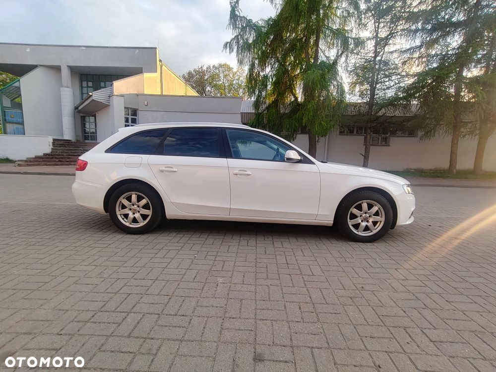 Audi A4 Avant - 2