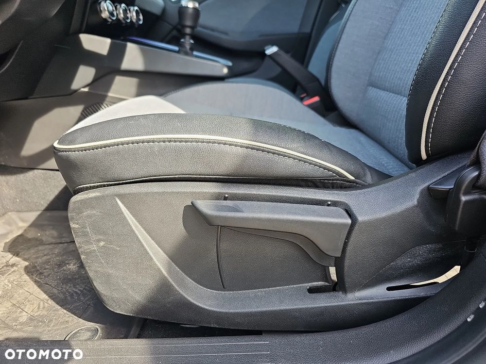 Renault Clio 1.0 TCe Techno - 20