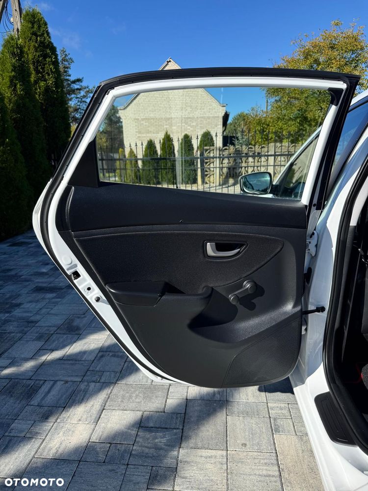 Hyundai i30 - 37