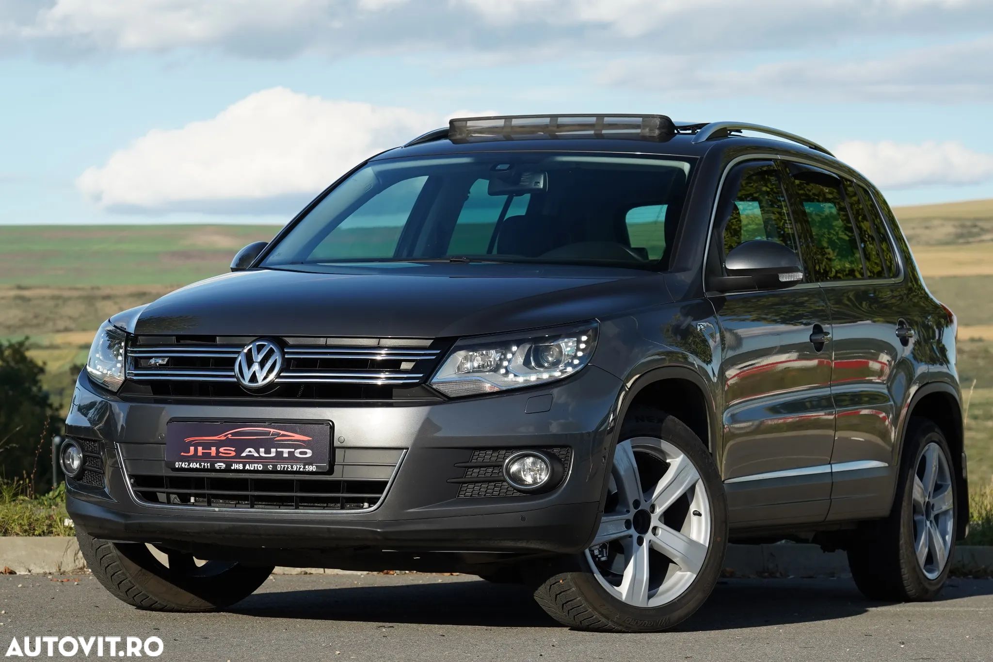 Volkswagen Tiguan 2.0 TDI DPF 4Motion BlueMotion Technology DSG Exclusive - 1