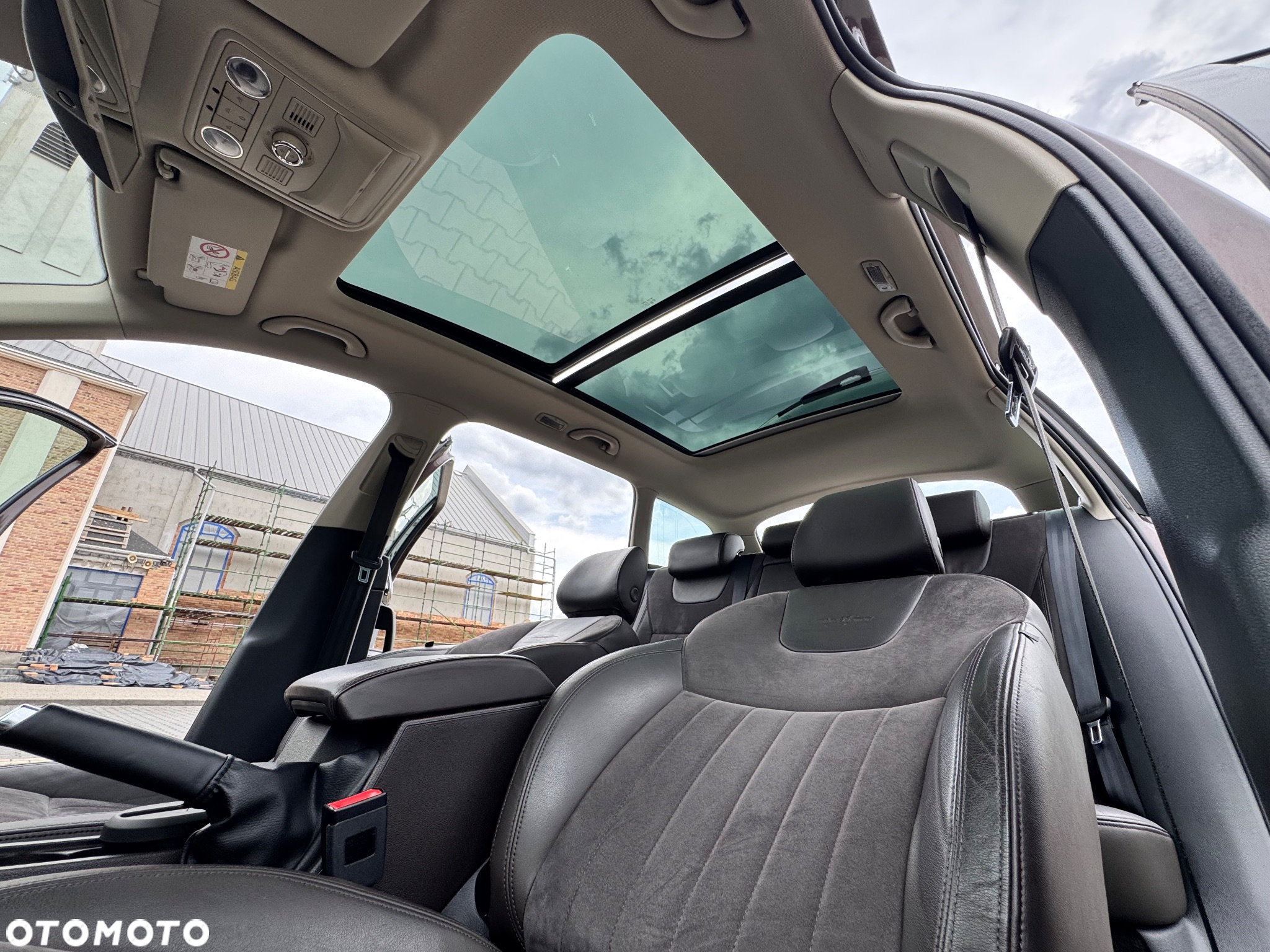 Skoda Octavia 1.8 TSI DSG L&K - 25