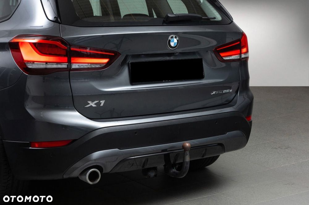 BMW X1 xDrive25e Sport Line - 5
