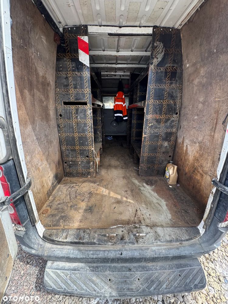Volkswagen CRAFTER - 10