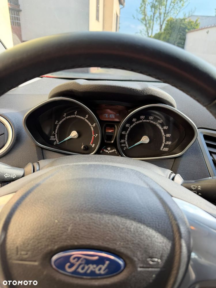 Ford Fiesta 1.25 Ambiente - 14