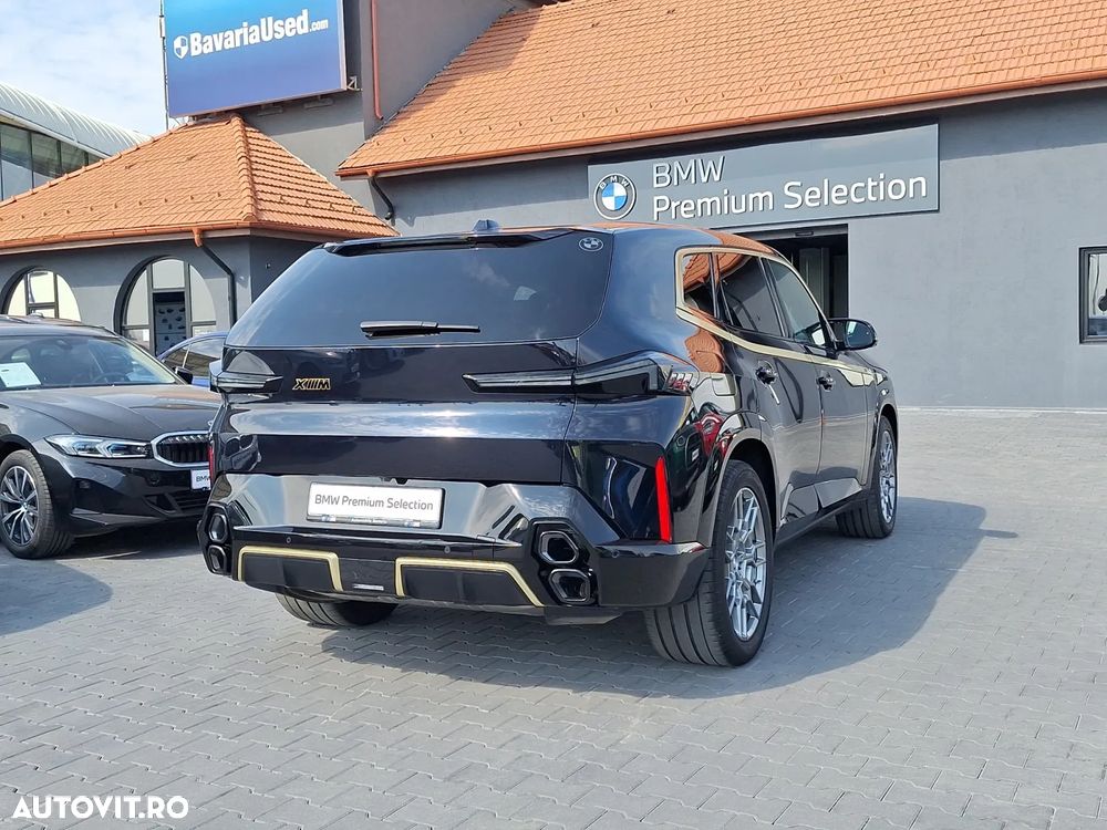 BMW XM - 5